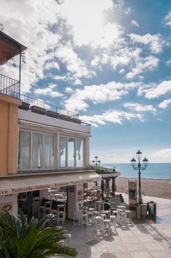 Вилла Casa Il Capriccio, Spiaggia Grande Позитано Экстерьер фото